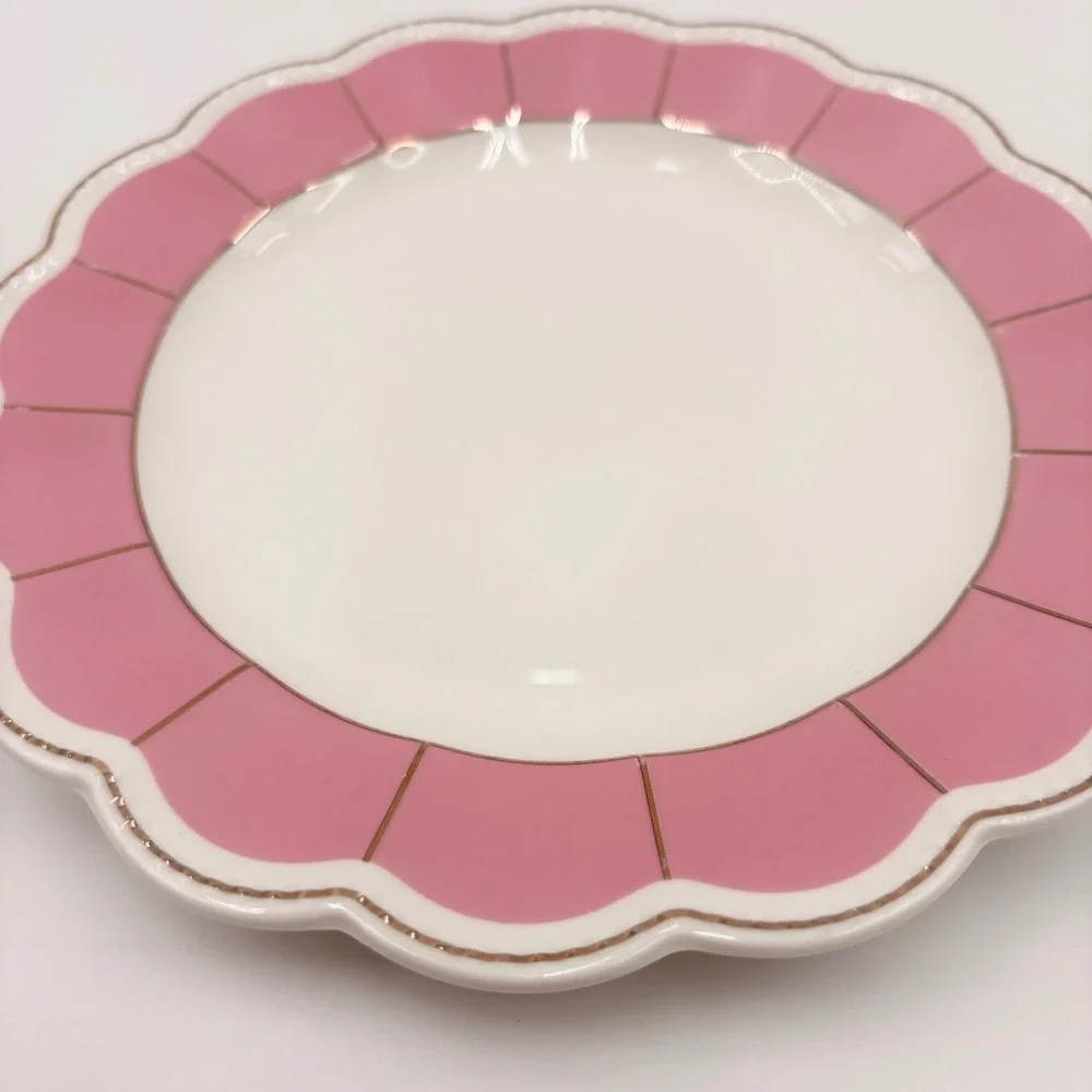 Grace Teaware Pink Scalloped Fine Porcelain Salad‎ Plate Gold Gilt Trim 8 inch